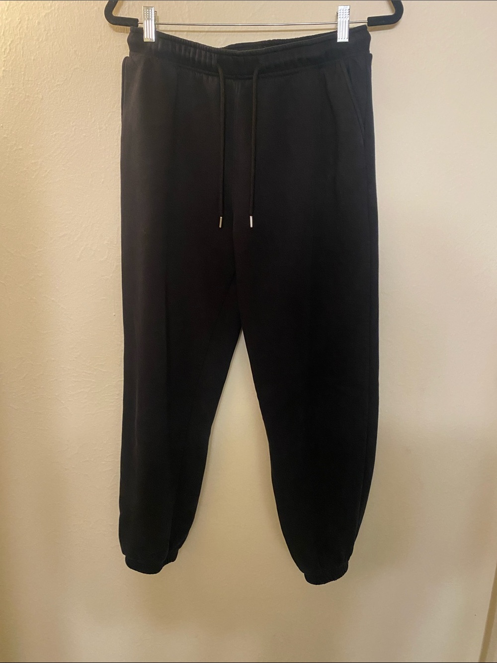 Forever 21 Men's Black Drawstring Joggers